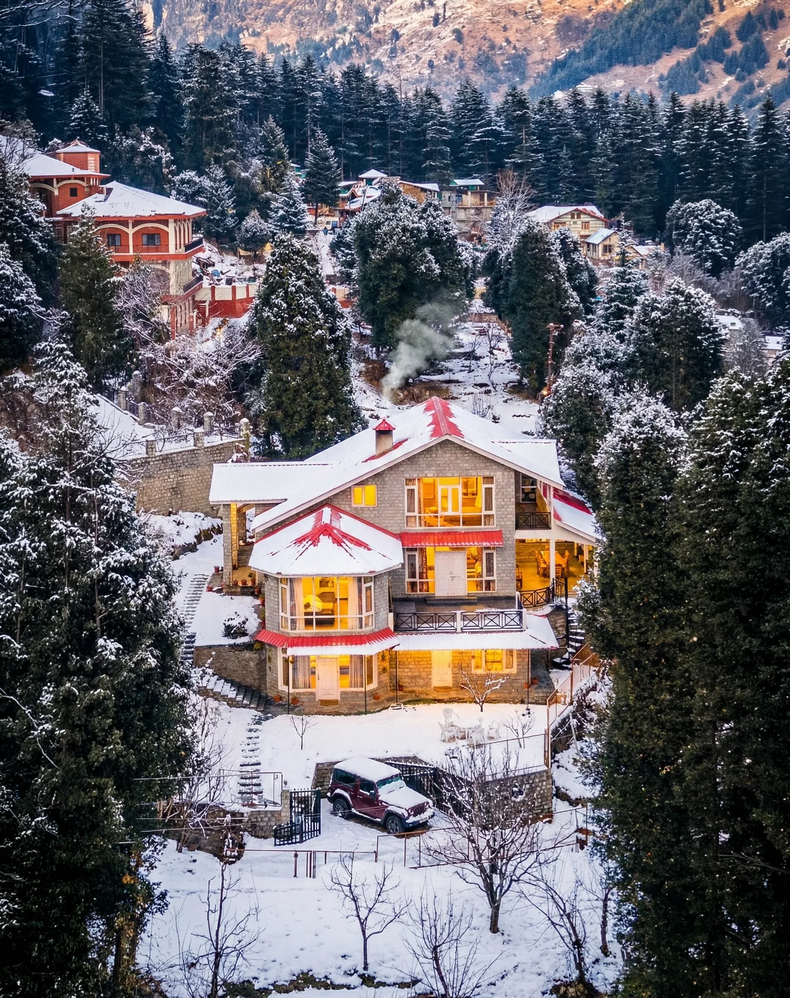 A large luxury villa in Manali with room for a whole family or group, surrounded by cedar forest